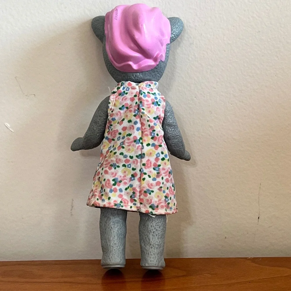 Vintage Madame Alexander Grey Cat Doll Floral Dress Pink‎ Bonnet CNA Marked 5